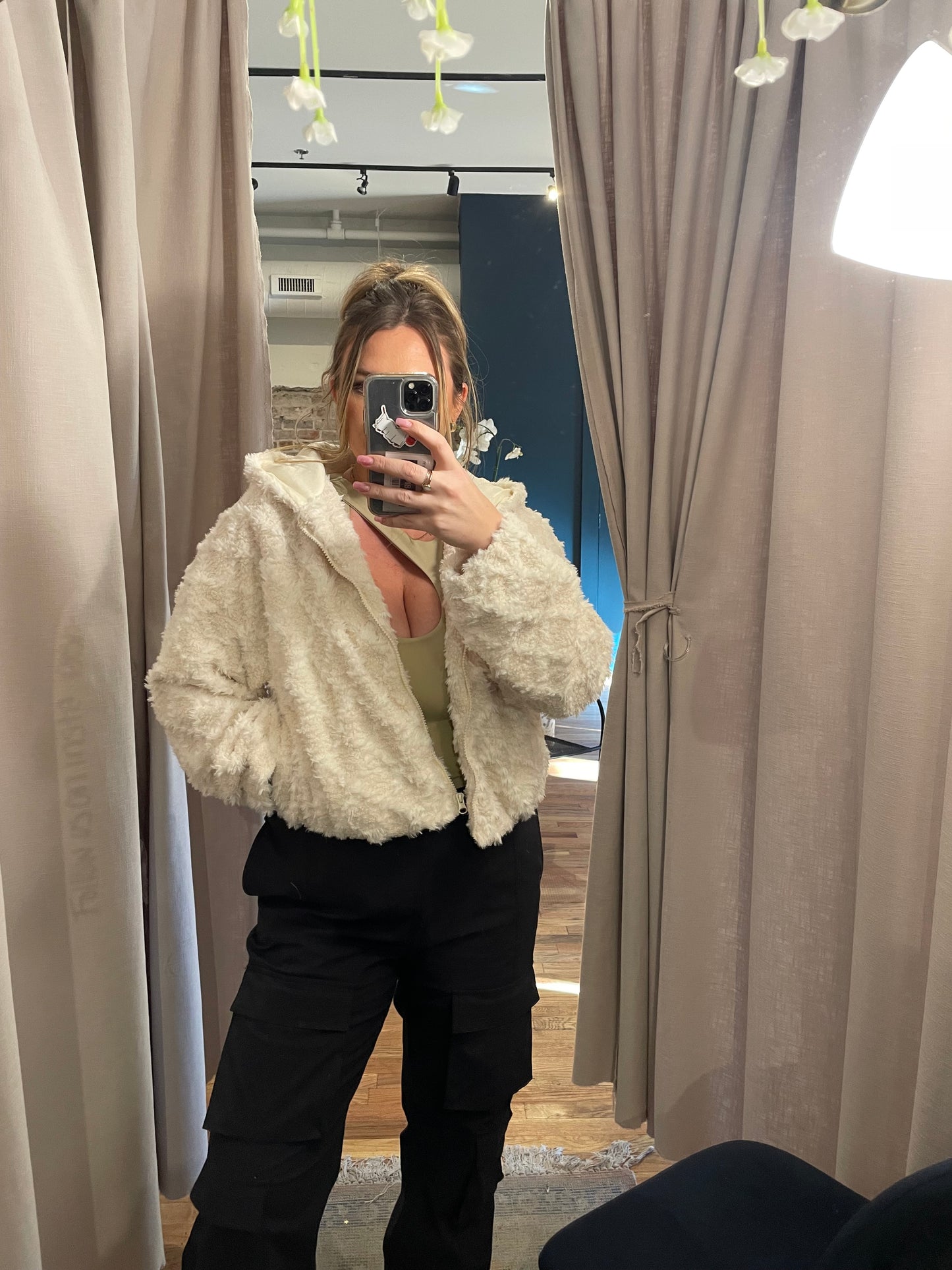 Cream teddy