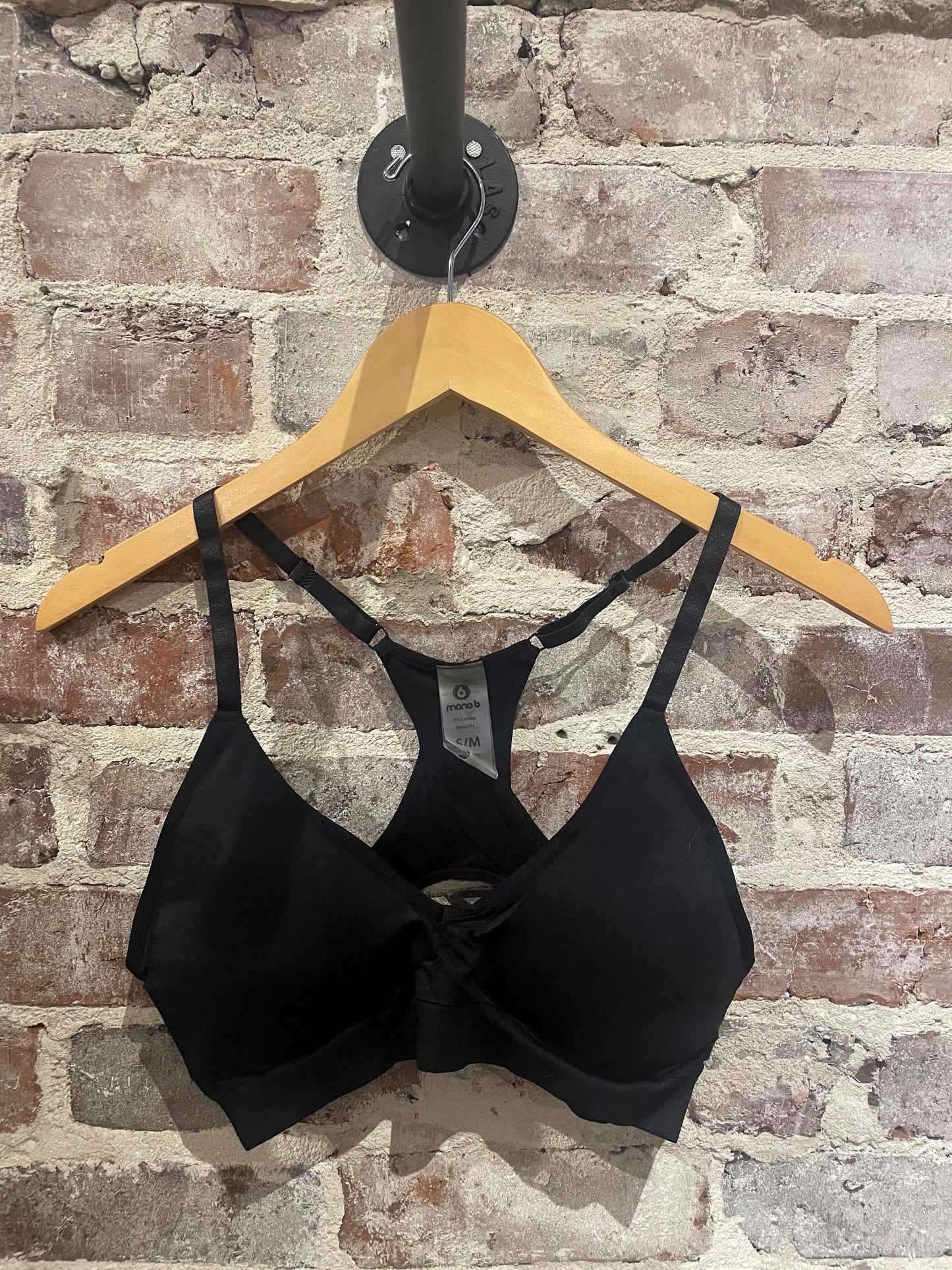 Seamless cutout