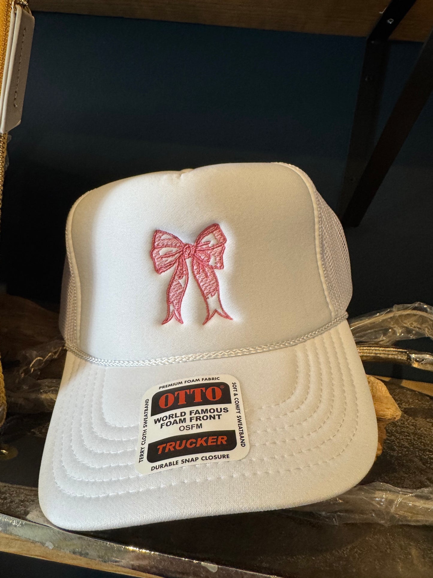 Bow hat