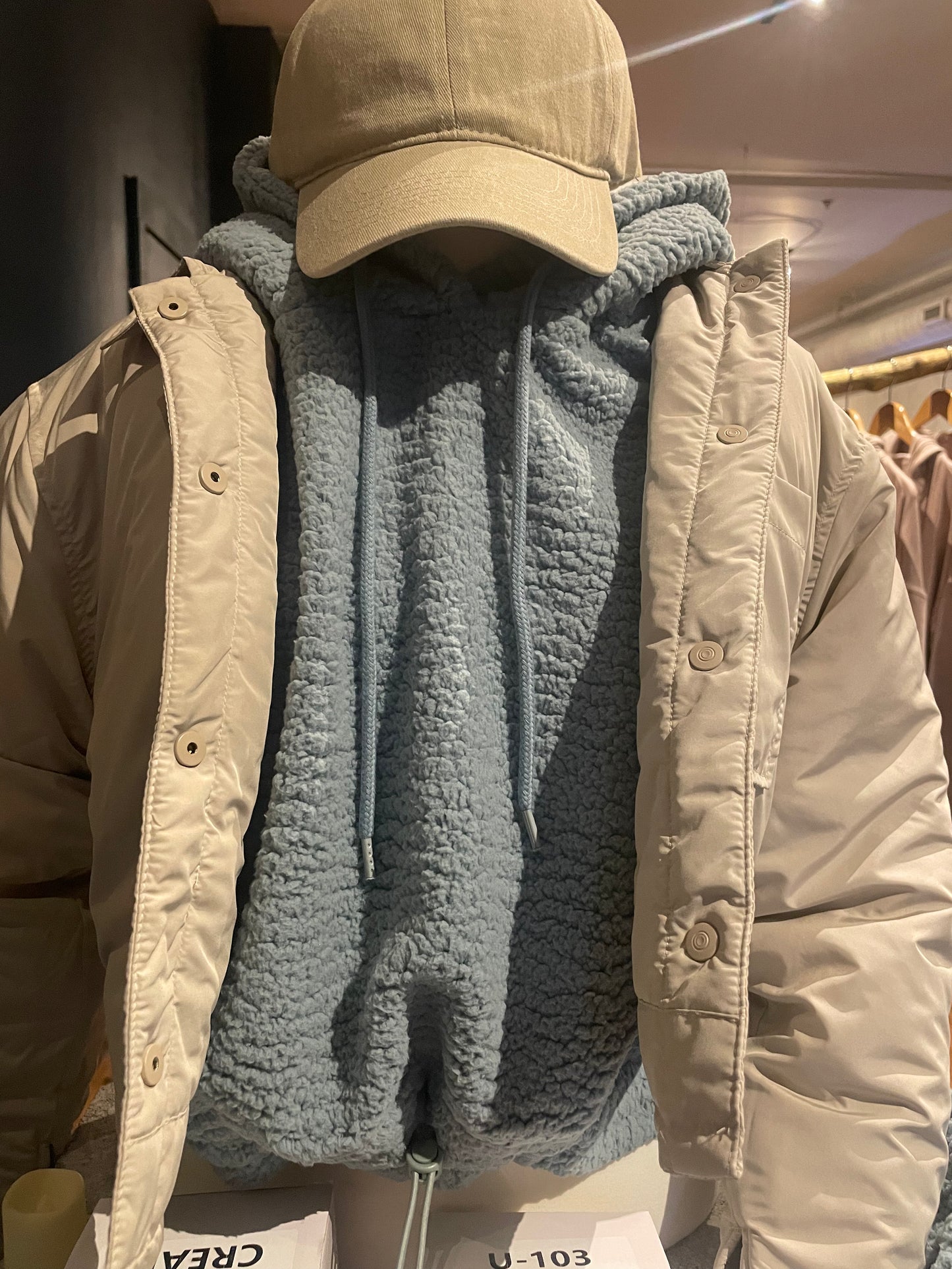 Blue fog top